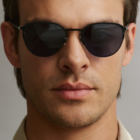 TCSNUE51010001 | Черные солнцезащитные очки из титана с темно-синими линзами. Модель 21-6