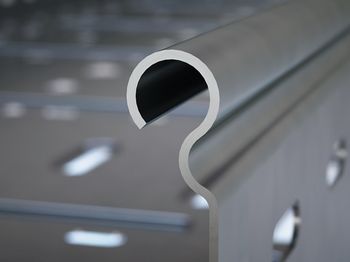 Повышенная несущая способность и защита кабелей от повреждений